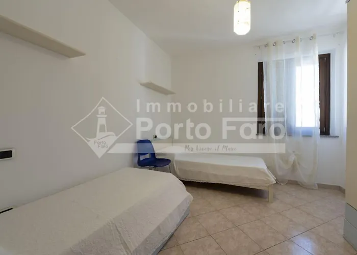 Dom wakacyjny Via Incrociatore Trieste 7 Sx - Spazioso Quadrilocale In Centro A *